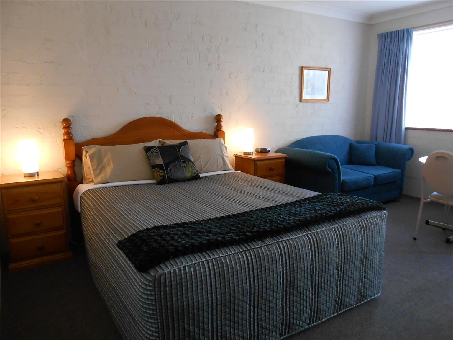 Blue Diamond Motor Inn Ντούμπο Εξωτερικό φωτογραφία